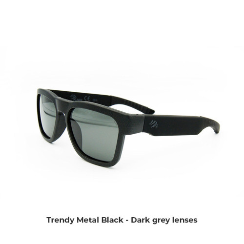 Trendy Black